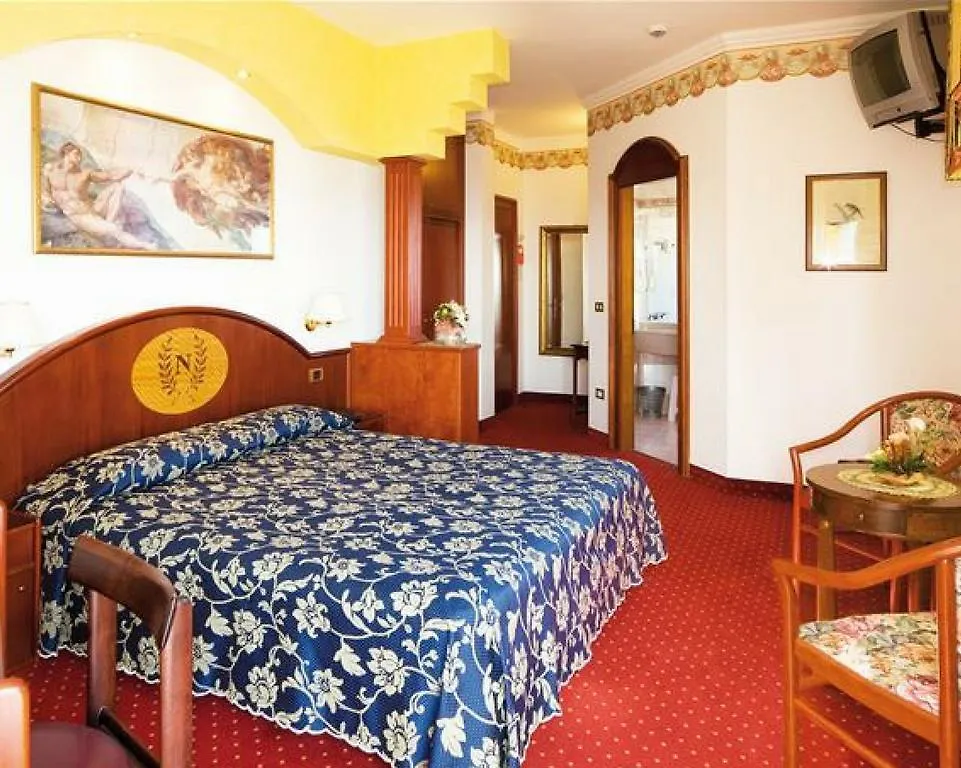 Hotel Napoleon Лидо-ди-Езоло