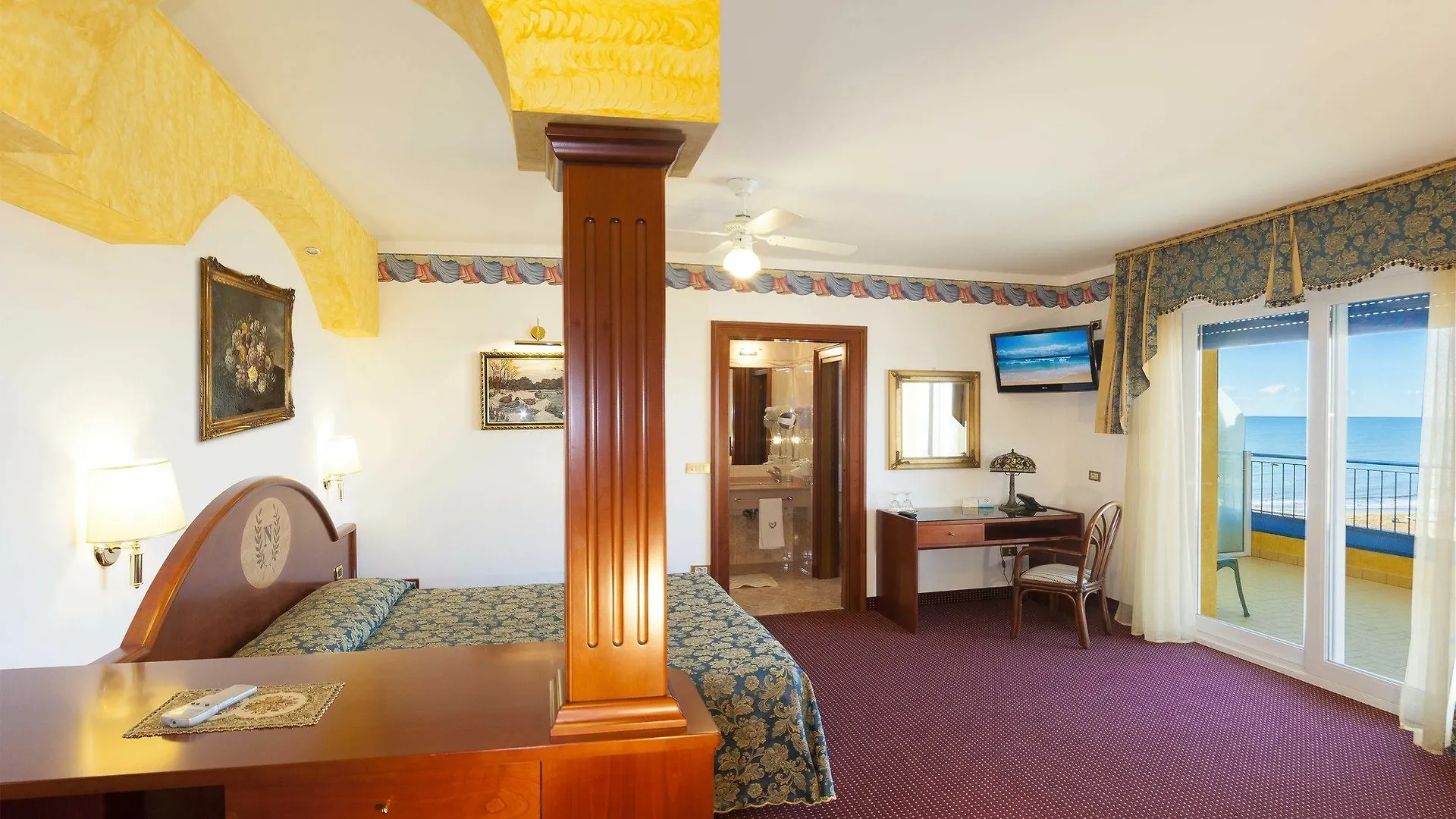 Hotel Napoleon Лидо-ди-Езоло Италия
