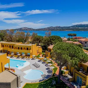 https://blu-hotel-laconia-village.in-sardinia.net