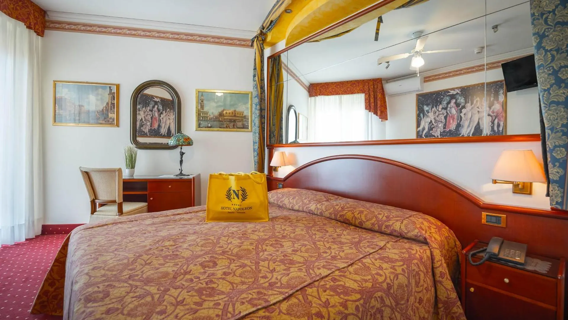 לידו די ג'סולו Hotel Napoleon 4*, לידו די ג'סולו