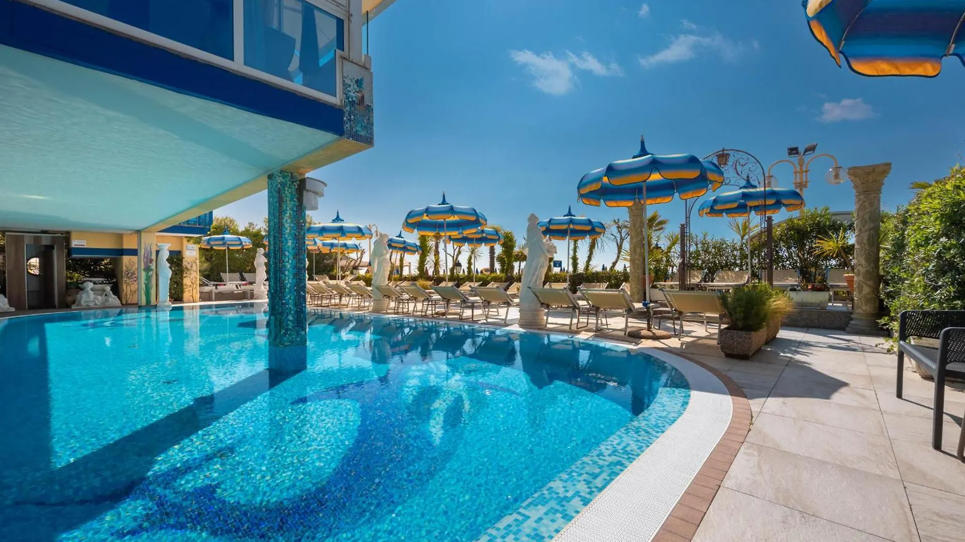 לידו די ג'סולו Hotel Napoleon 4*, לידו די ג'סולו איטליה